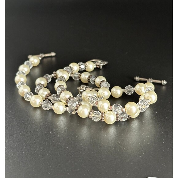 Set Faux Pearl Crystal Silver-tone Rose Toggle Necklace 16" Bracelet 7.5" - Picture 10 of 11